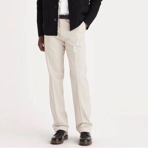 Dockers (42x30) Flat Front Classic Fit Business Casual Original Khaki Pants